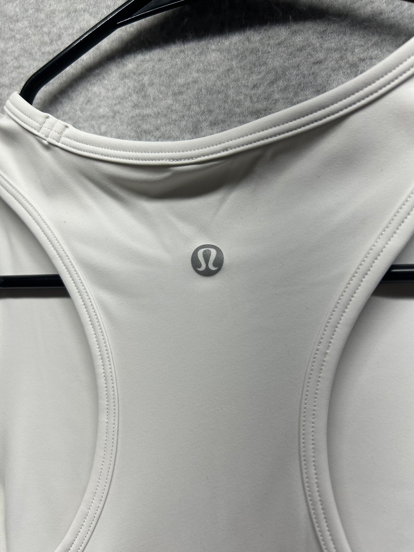 Lululemon Nulux Racerback Cropped Run Tank Top Size 8 Light Vapor
