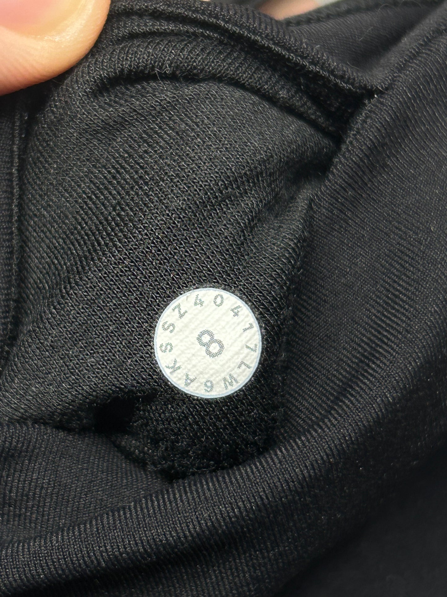 Lululemon Lead The Pack Crop 23" Size 8 lack