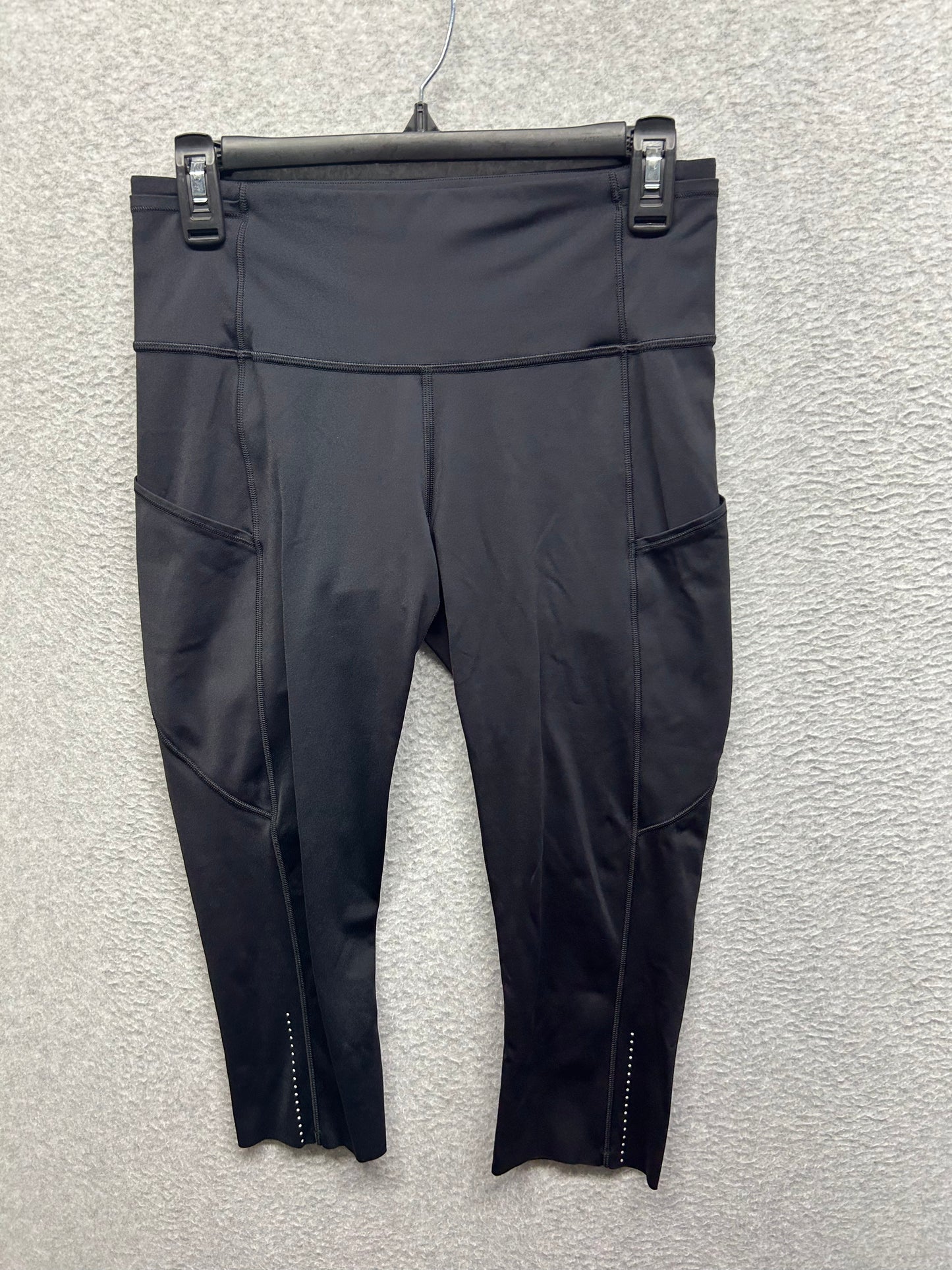 Lululemon Fast & Free Crop II 19" Size 8 Black