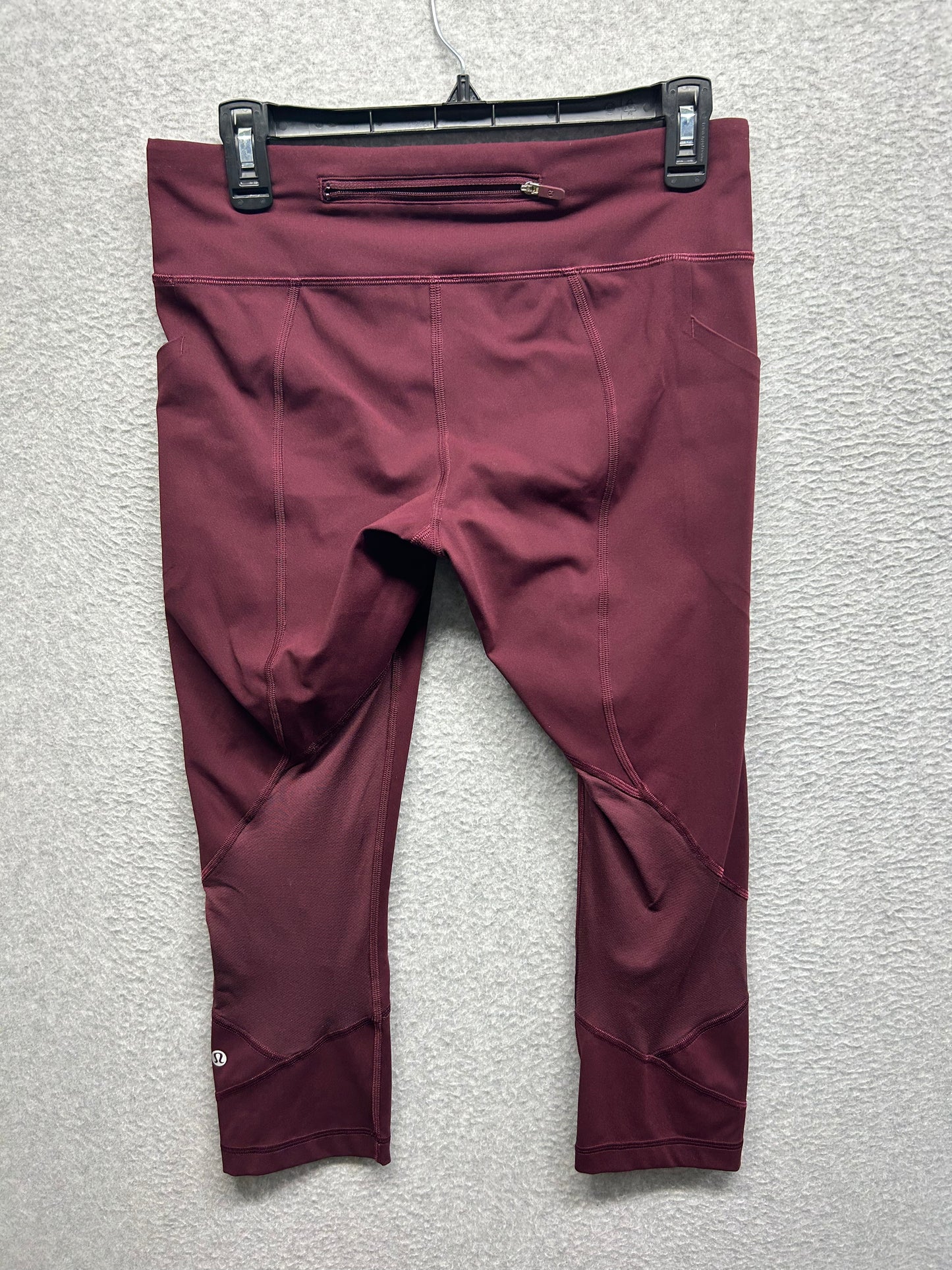 Lululemon Pace Rival Crop 22" Size 8 Garnet