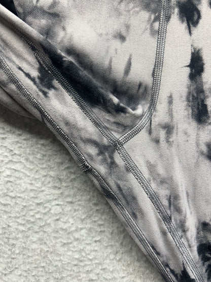 Lululemon Align Pant II 25" Size 10 Game Day Dark Chrome Black Multi