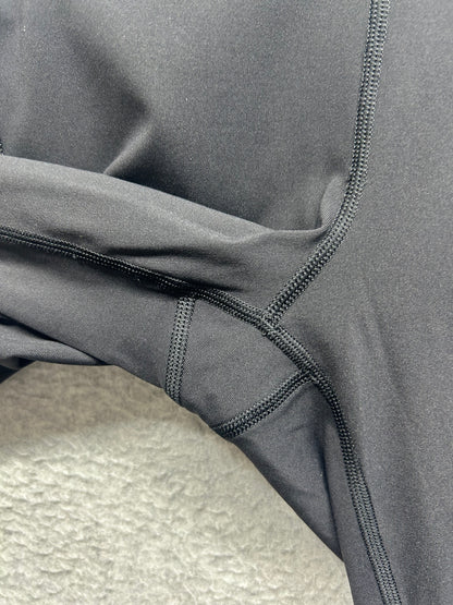 Lululemon Speed Up Tight Tall 31" Size 10  Black