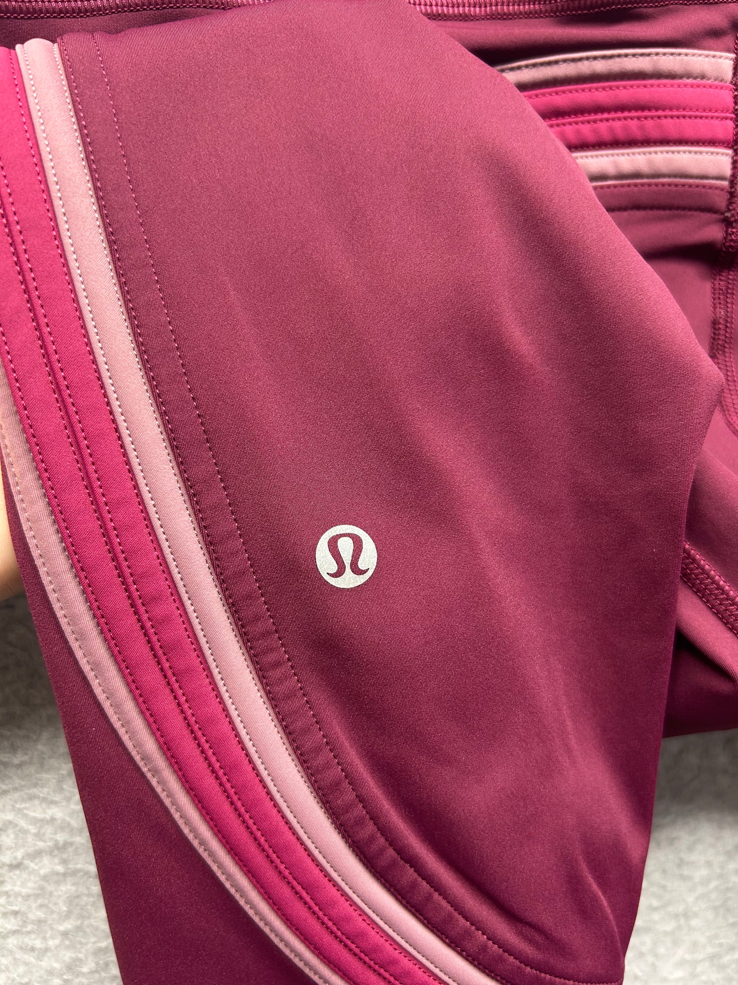 Lululemon Run Crew Tight 28" Size 10 Deep Ruby