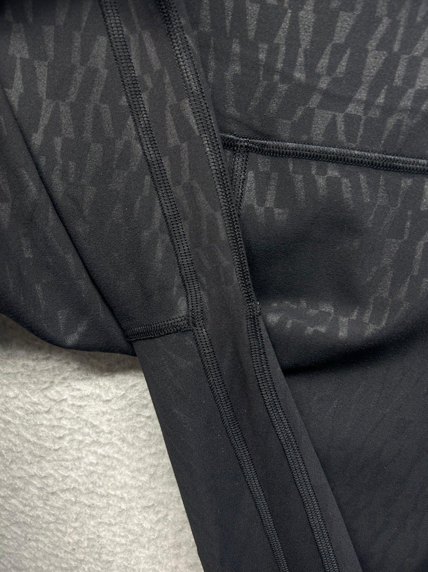 Lululemon Align High-Rise Pant 28" Size 12 Segment Emboss Black