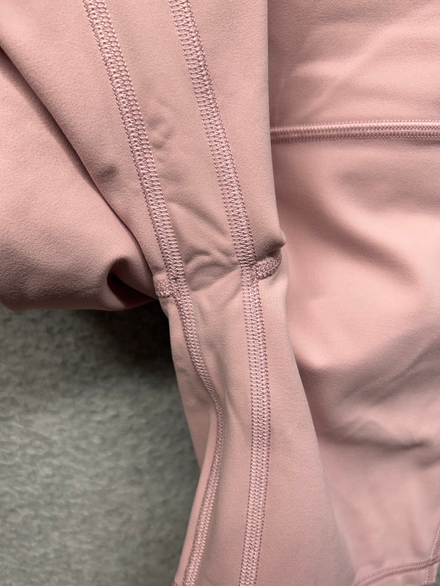 Lululemon Align High-Rise Short 6" Size 0 Pink Haze