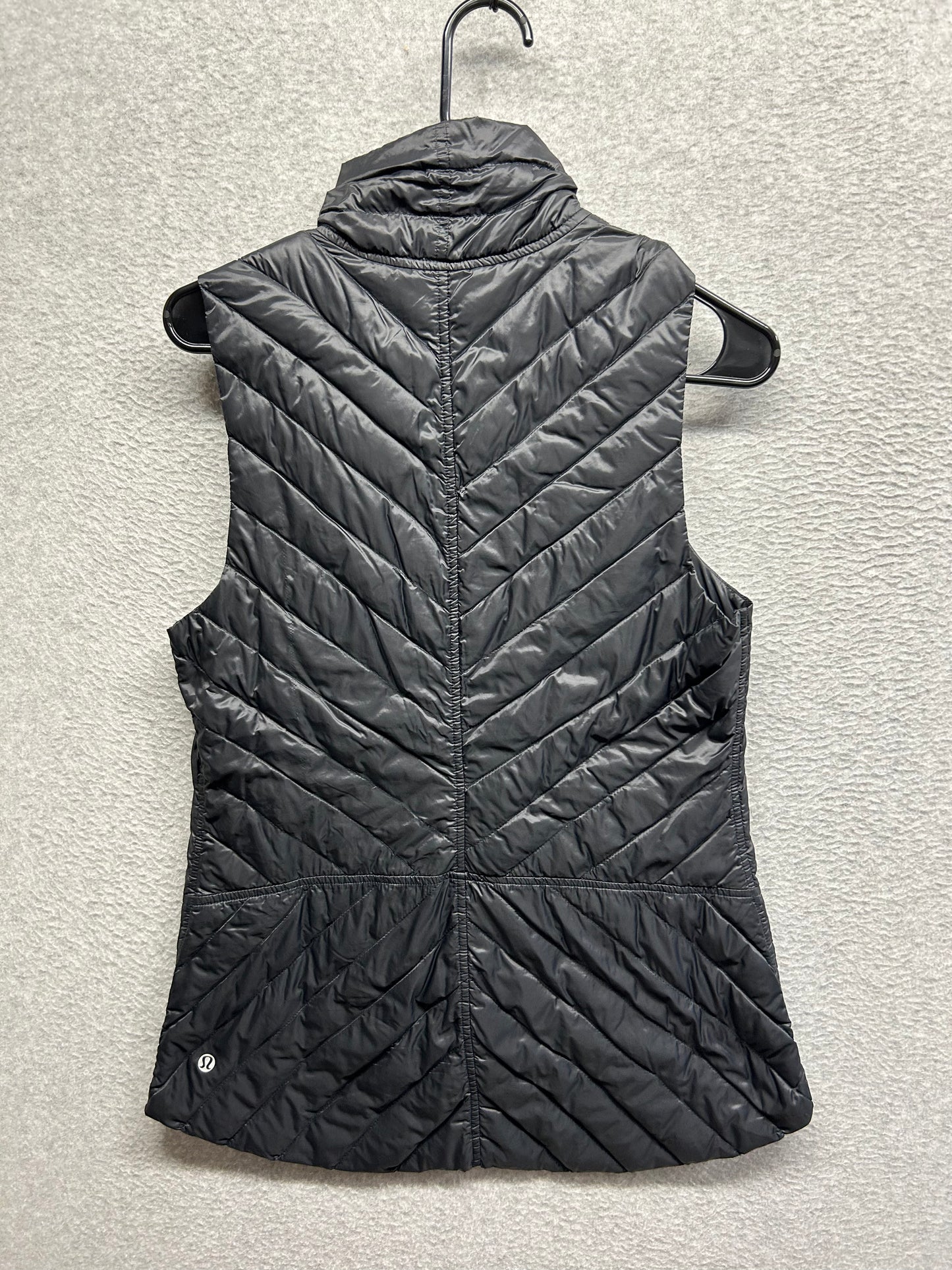 Lululemon Ride On 650 Down Vest Size 10 Black