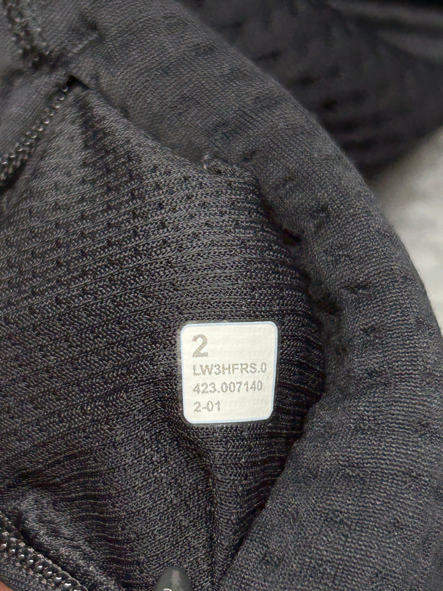 Lululemon Waffle-Knit Funnel-Neck Long-Sleeve Shirt Size 2 Black