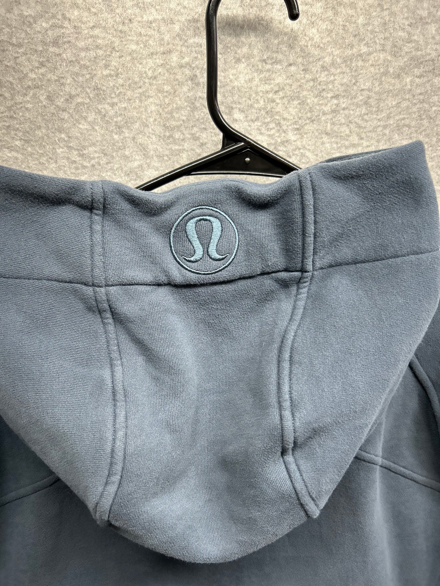 Lululemon Scuba Hoodie Size 20 (Square) Chambray
