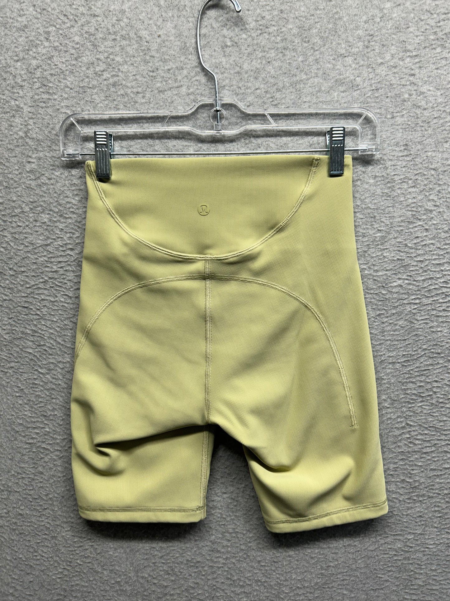 Lululemon Ribbed Contoured High-Rise Short 8" Size 4 Dew Green