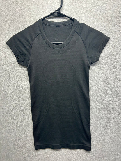 Lululemon Swiftly Tech Short Sleeve Crew Size 2 Black