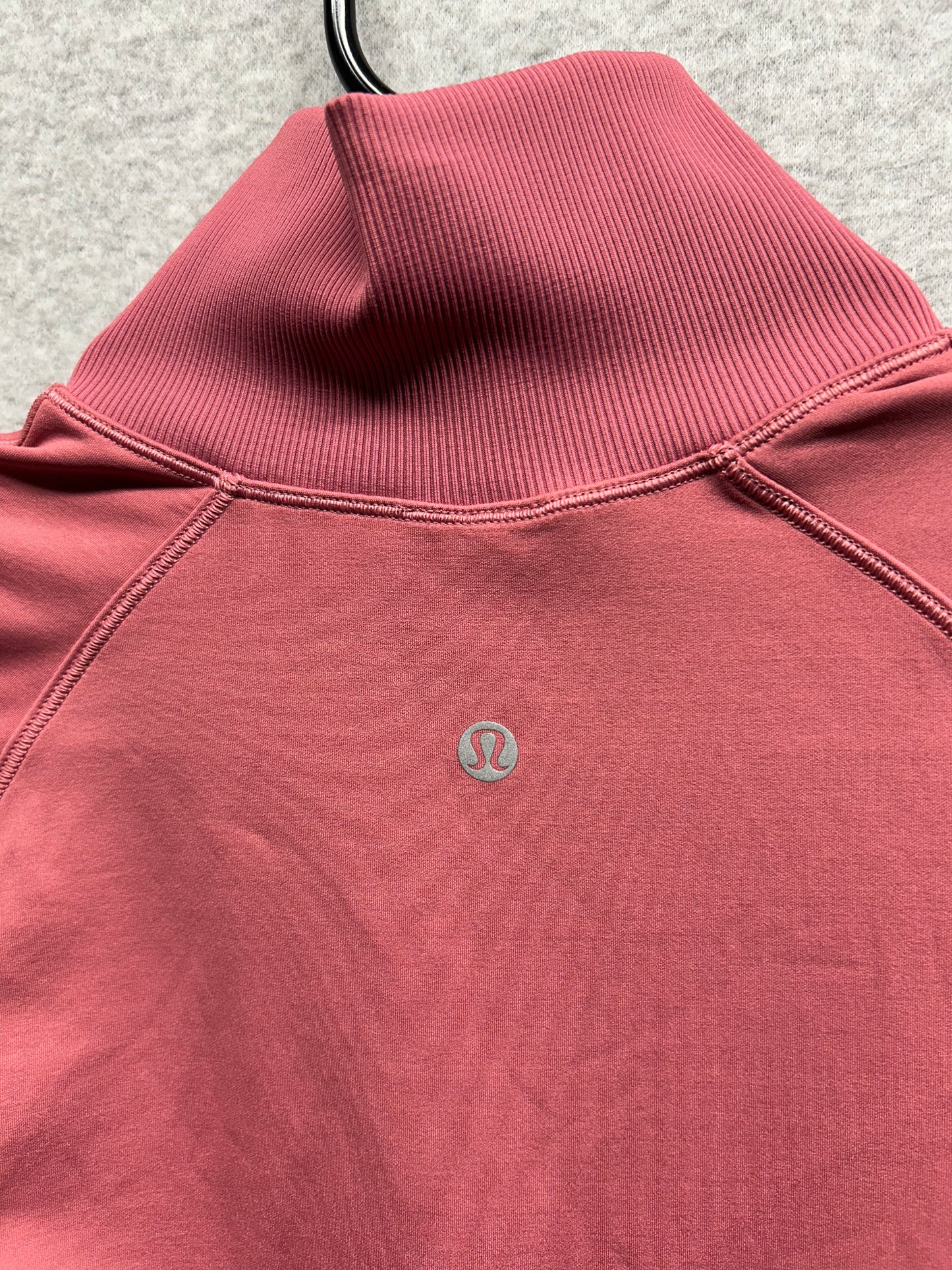 Lululemon Always Alert 1/2 Zip Size 6 Pink