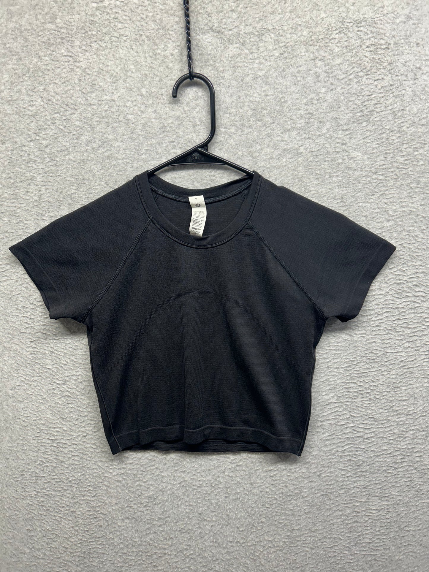 Lululemon Swiftly Tech Cropped Short-Sleeve Shirt 2.0 Size 6 Black