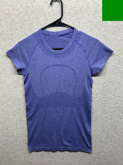 Lululemon Run: Swiftly Tech Short Sleeve Size 6 Pigment Blue