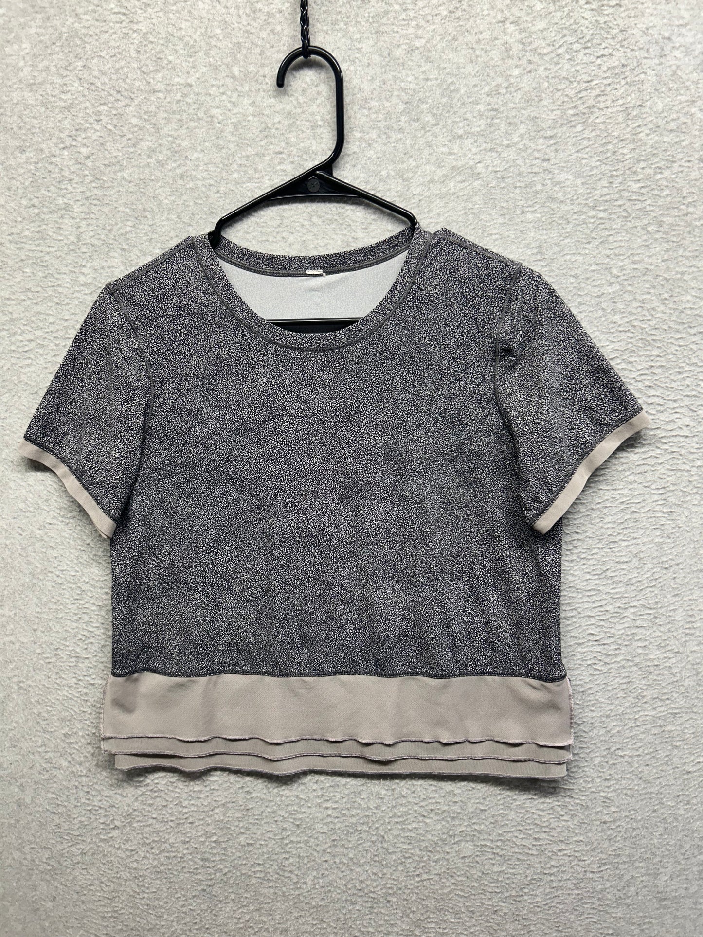 Lululemon Sole Training Short Sleeve Size 6 Sea Spray Alpine White Dark Chrome