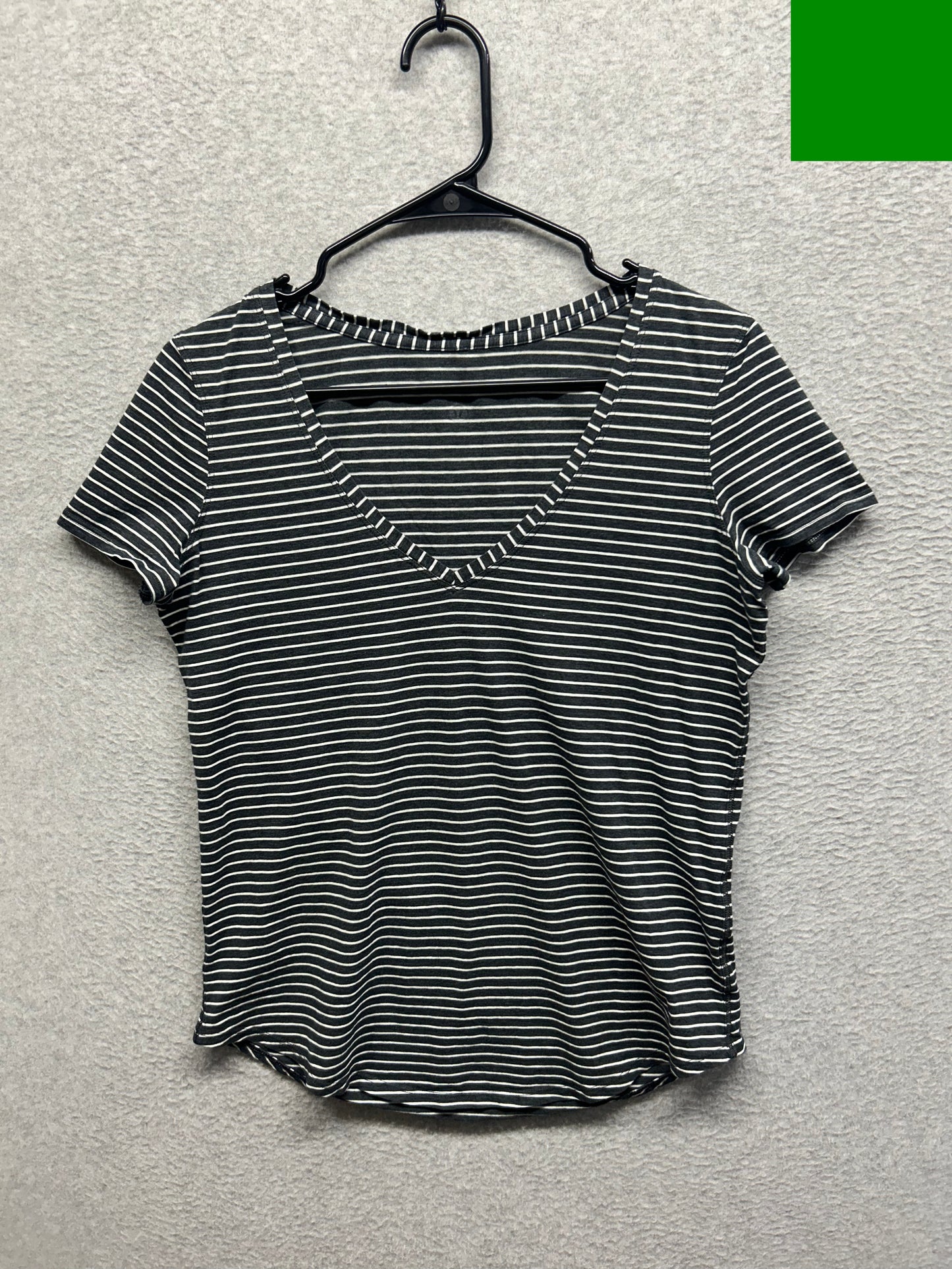 Lululemon Love Tee V Size 6 Modern Stripe Heathered Black White