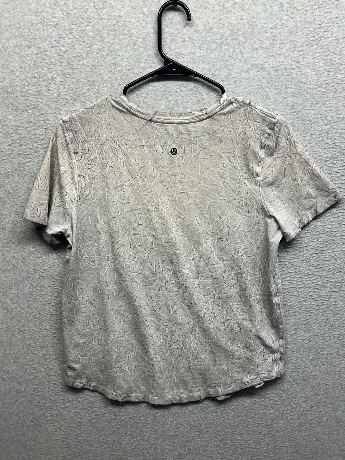 Lululemon Love Crew T-Shirt Size 6  Summit Wash Graphite Grey