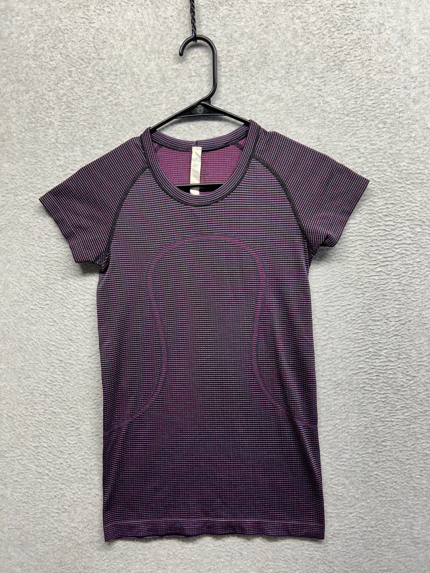 Lululemon Swiftly Tech Short Sleeve Crew Size 6 Striped Multi Purple