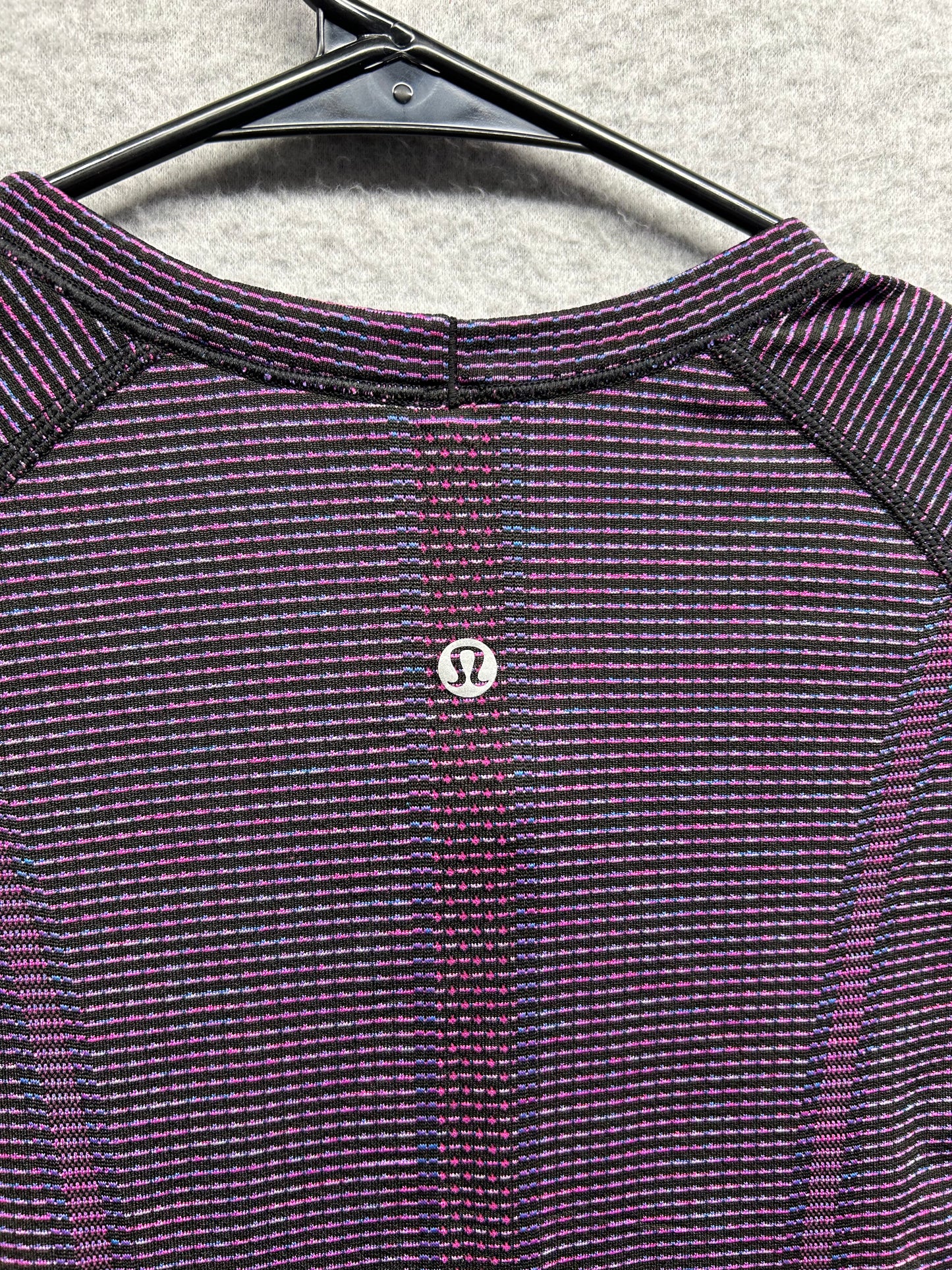 Lululemon Swiftly Tech Short Sleeve Crew Size 6 Striped Multi Purple