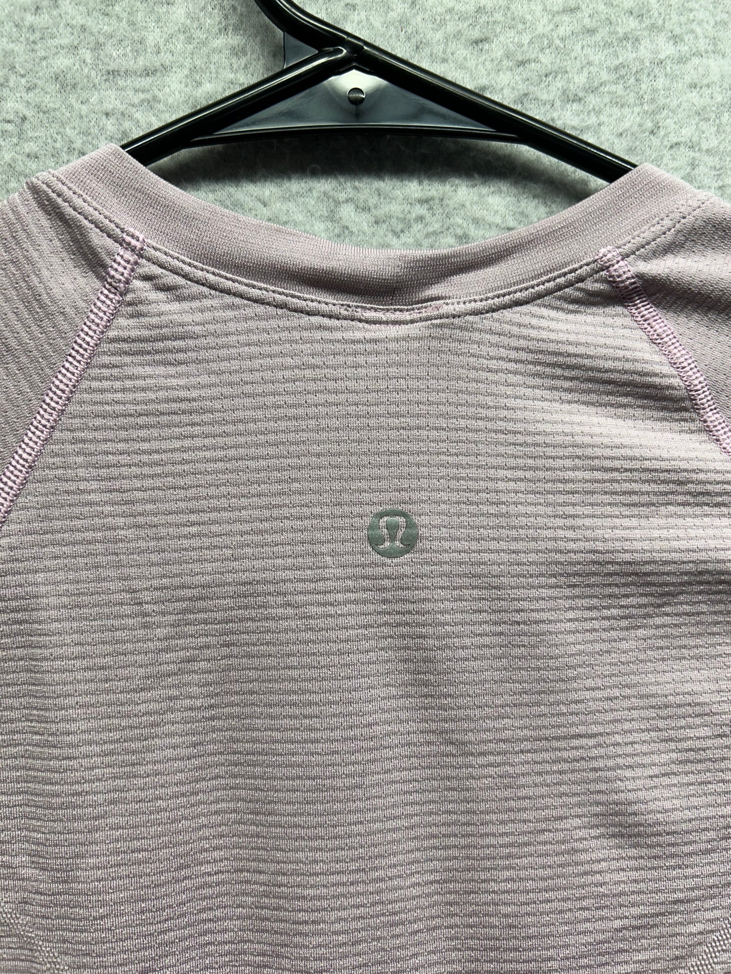 Lululemon Swiftly Tech Cropped Long-Sleeve Shirt 2.0 Size 6 Pink