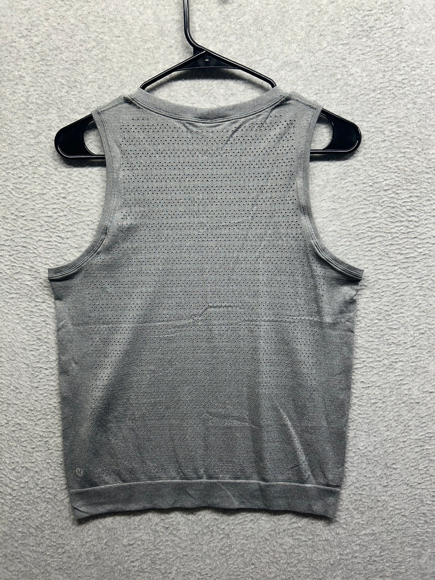 Lululemon Breeze By Muscle Tank II Size 6 Gray