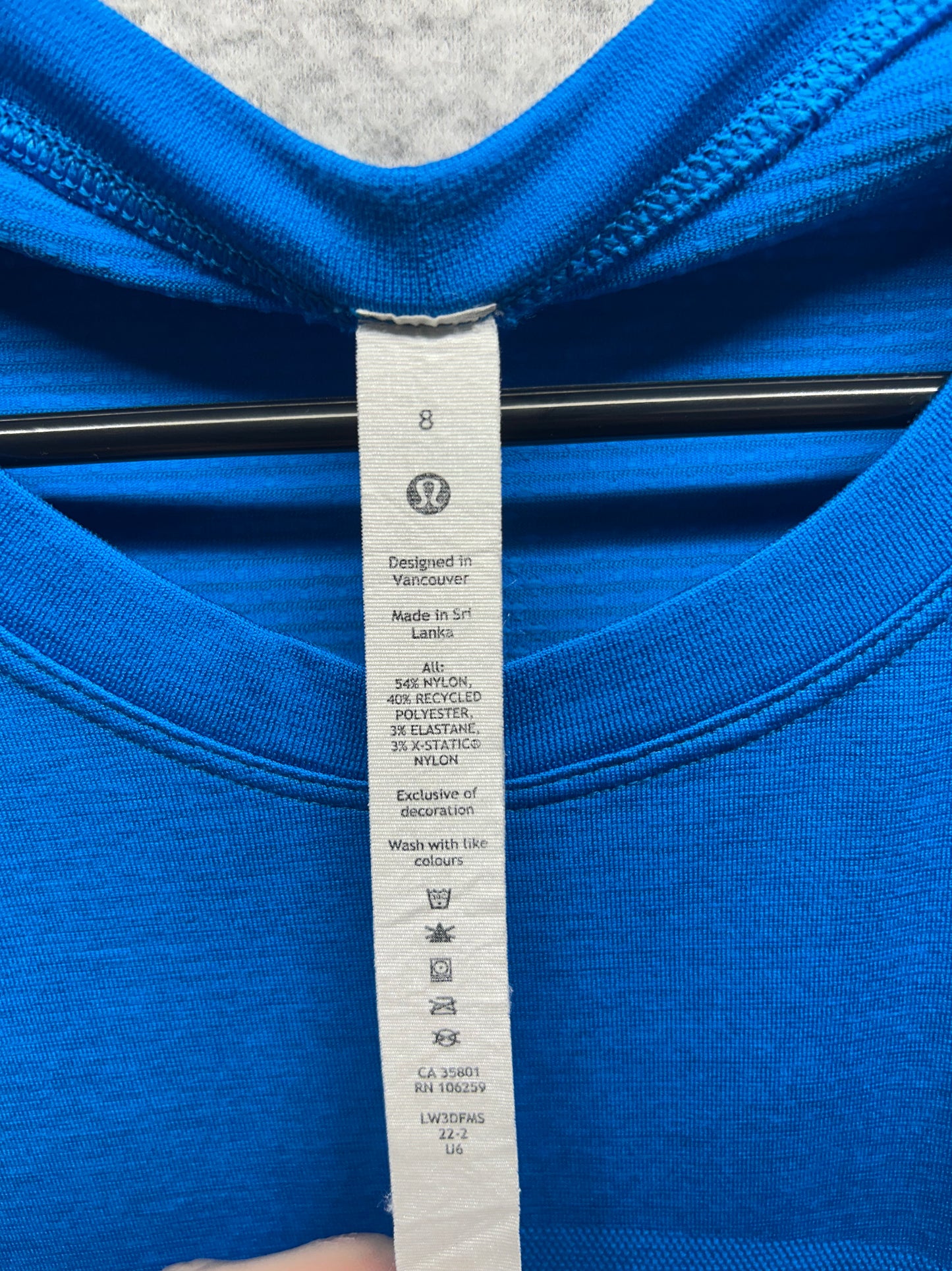 Lululemon Swiftly Tech Short Sleeve Shirt 2.0 Size 8 Blazer Blue Tone