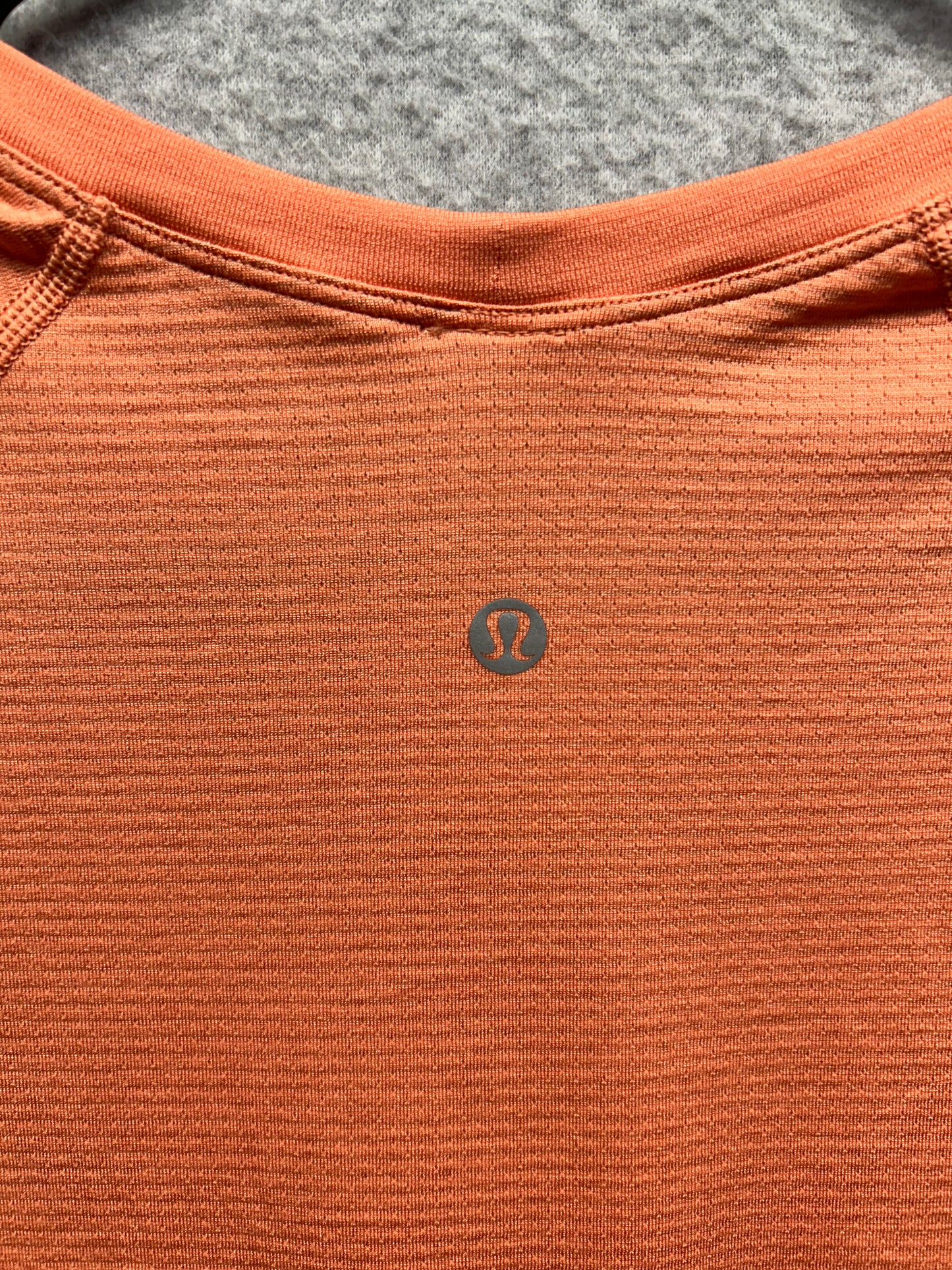 Lululemon Swiftly Tech Cropped Short-Sleeve Shirt 2.0 Size 10 Orange