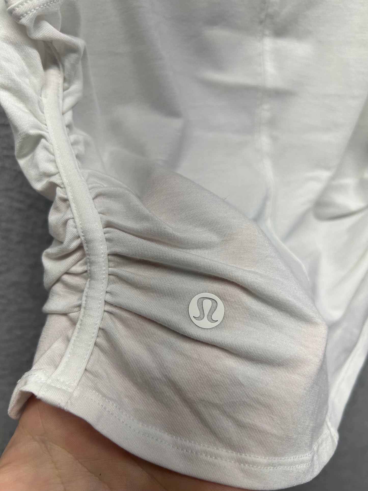 Lululemon See The Horizon Tank Size XS (2) White