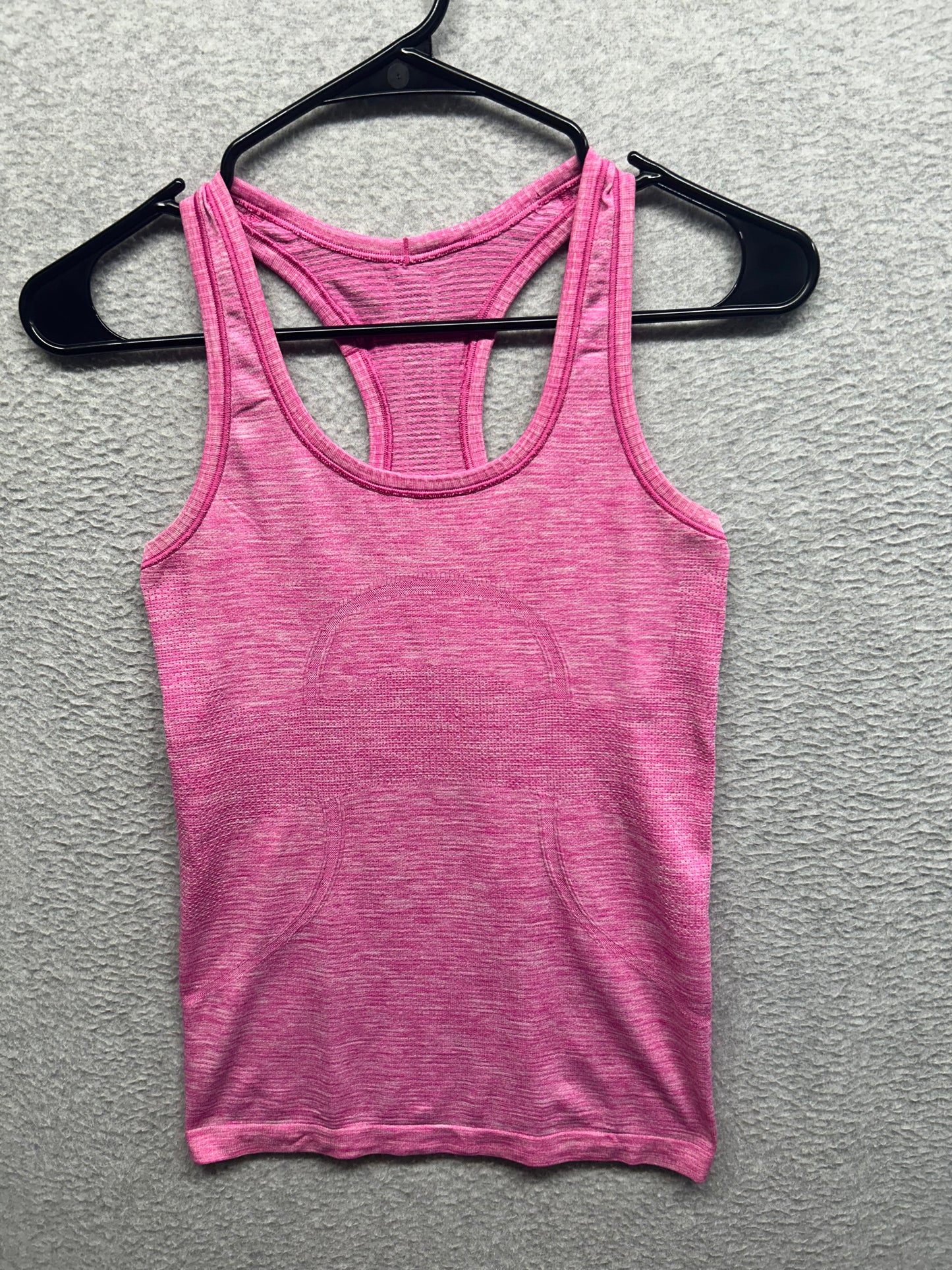 Lululemon Run: Swiftly Tech Racerback Size 4 Pink