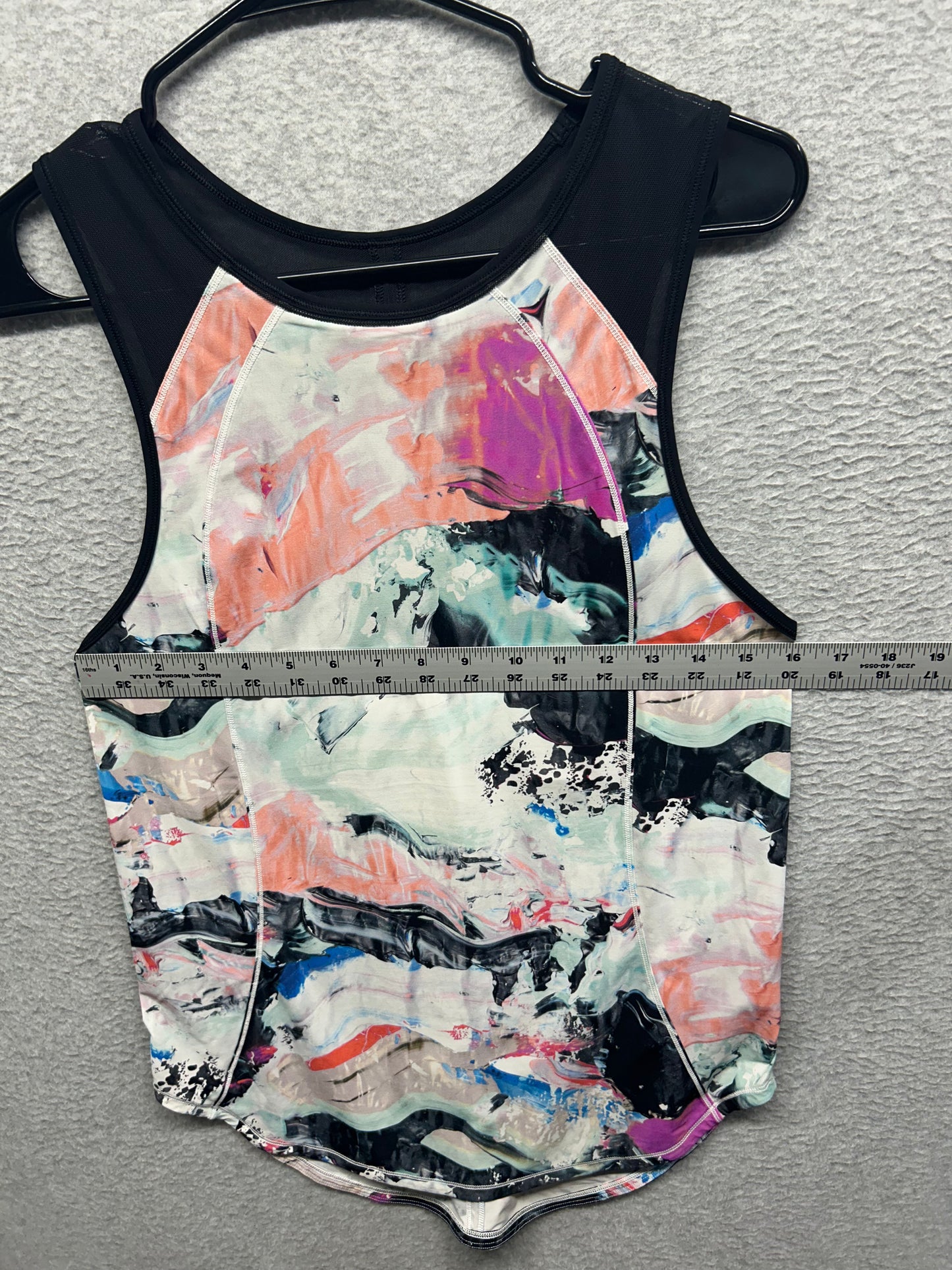 Lululemon Sculpt Tank Size 4 Pigment Wave Multi