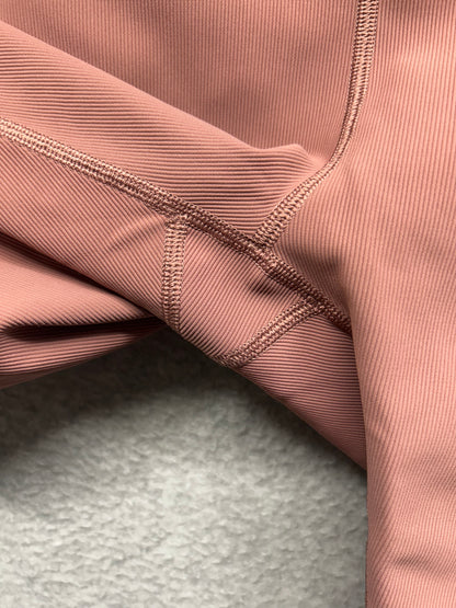 Lululemon Ribbed Contoured High-Rise Short 8" Size 6 Spiced Chai