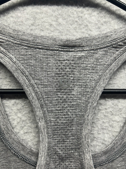 Lululemon Swiftly Tech Racerback 2.0 Race Length Size 6 Graphite Grey