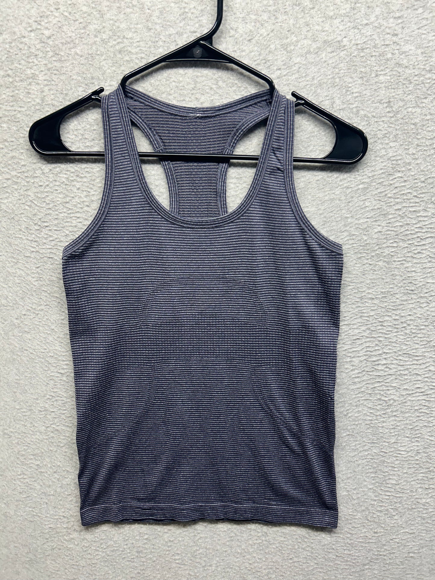 Lululemon Run: Swiftly Tech Racerback Size 6 Heathered Cadet Blue
