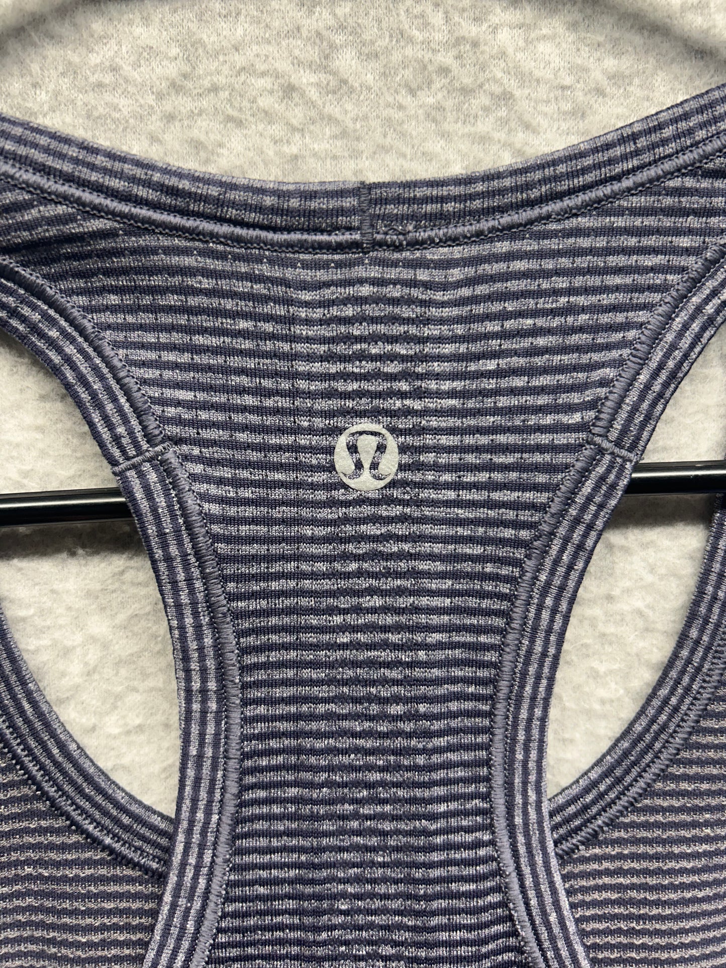Lululemon Run: Swiftly Tech Racerback Size 6 Heathered Cadet Blue