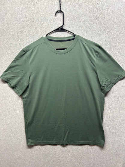 Lululemon License To Train Short Sleeve Size XL Dark Green