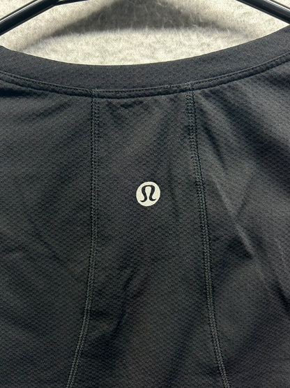 Lululemon Muscle Love Crop Tank Size 6 Black