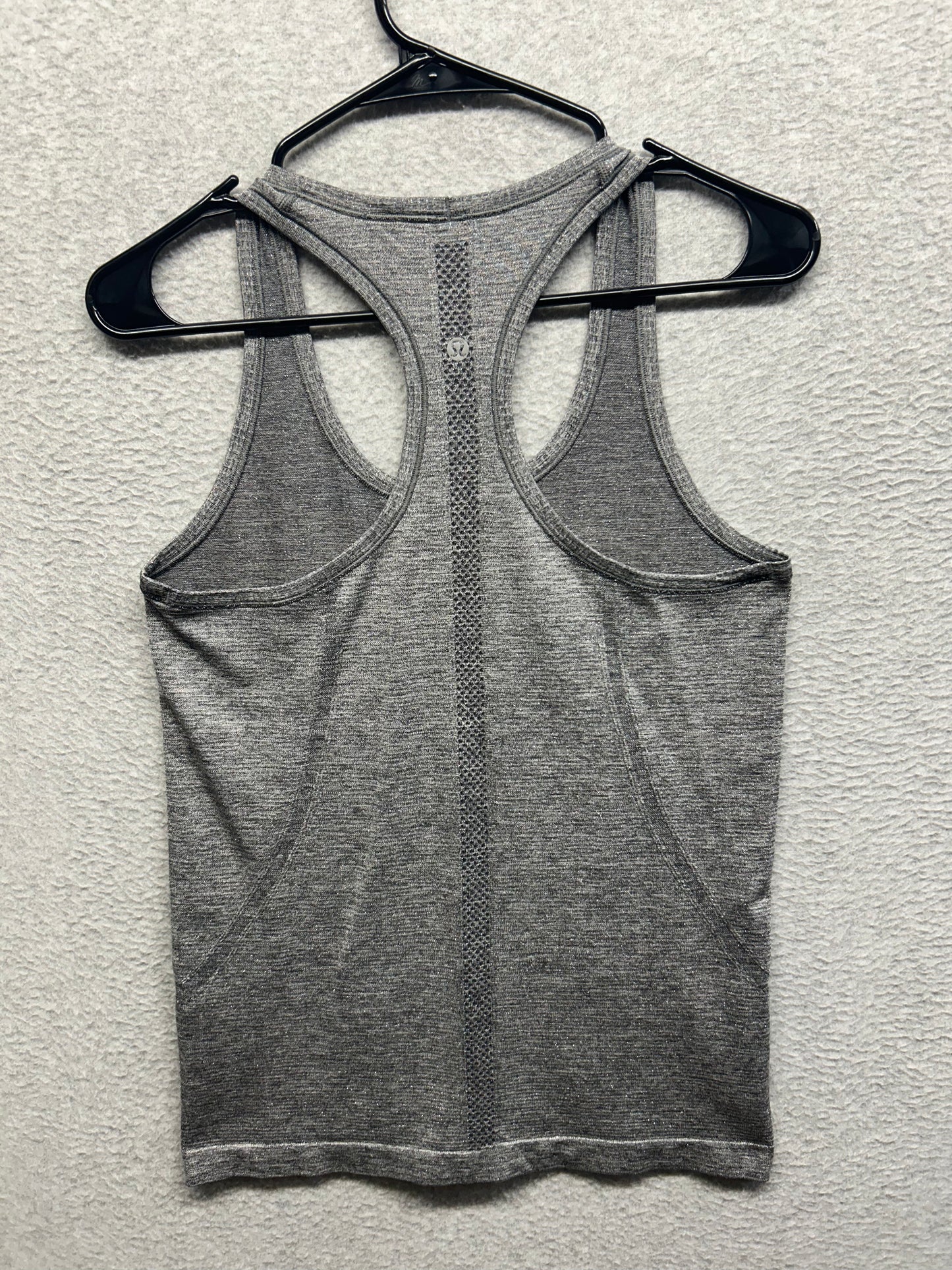 Lululemon Swiftly Tech Racerback Size 8 Slate