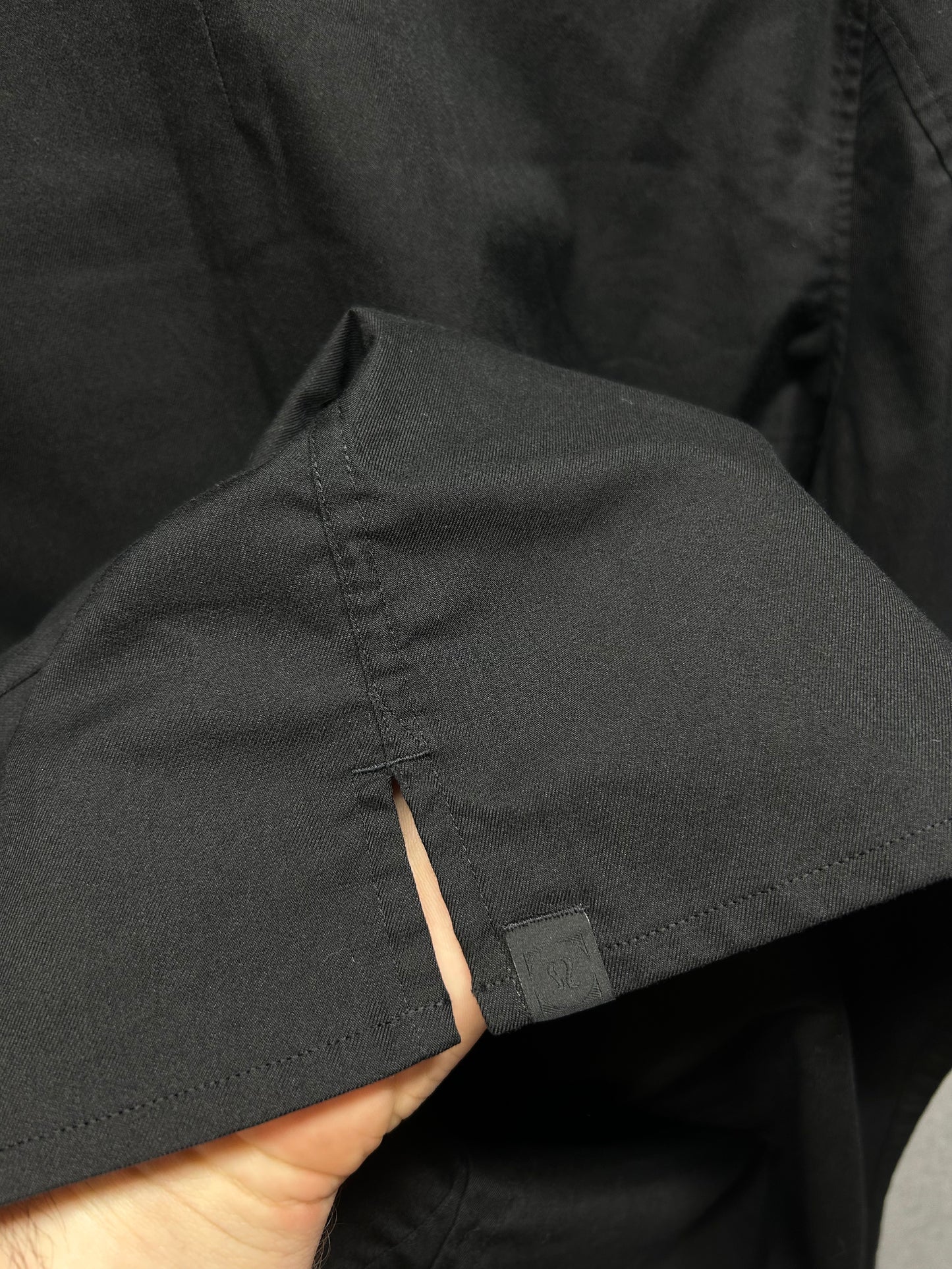 Lululemon Commission Long Sleeve Shirt Size Medium Black