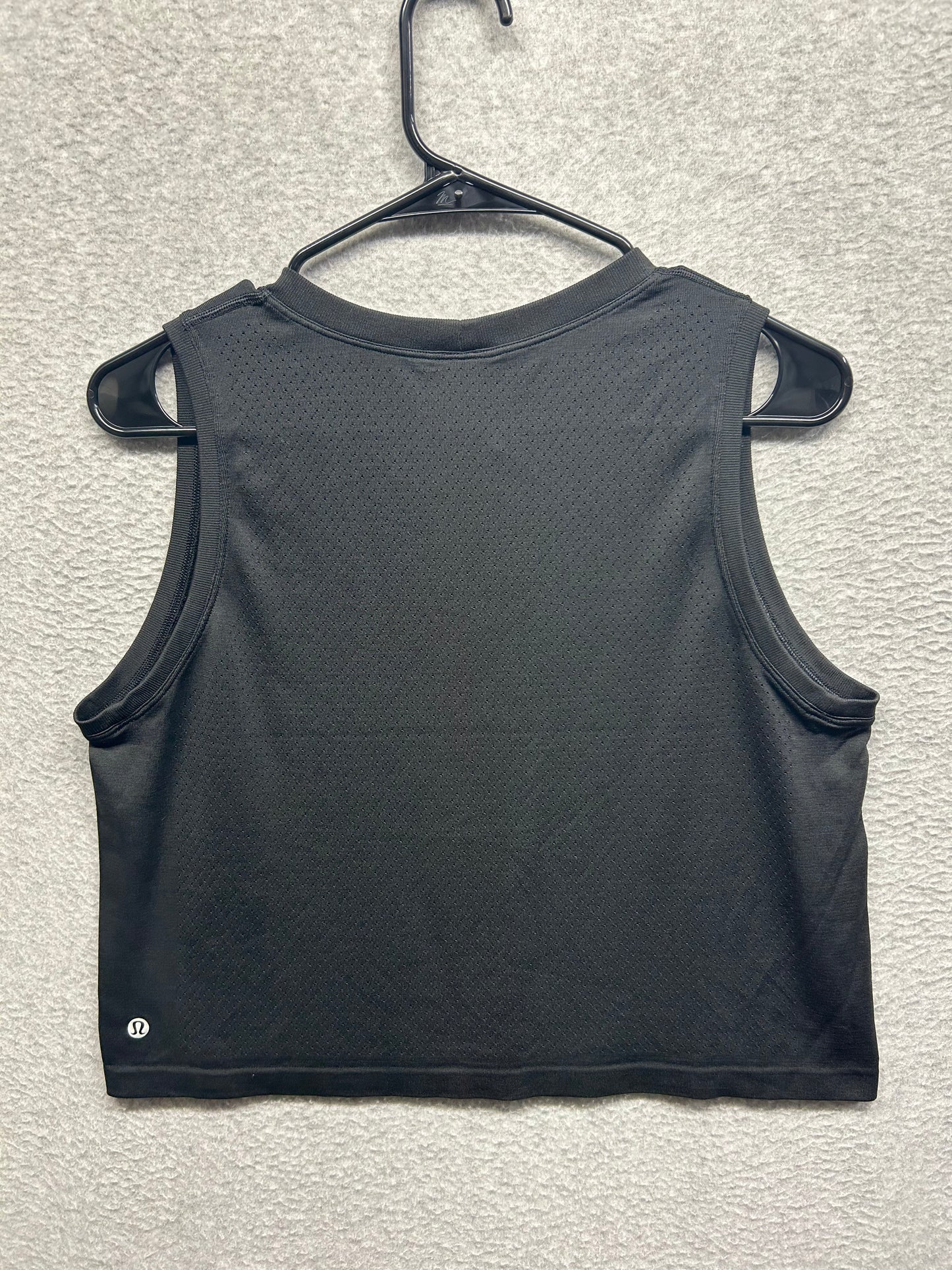 Lululemon Breeze By Muscle Crop Tan Logo Spellout Size 8 Black