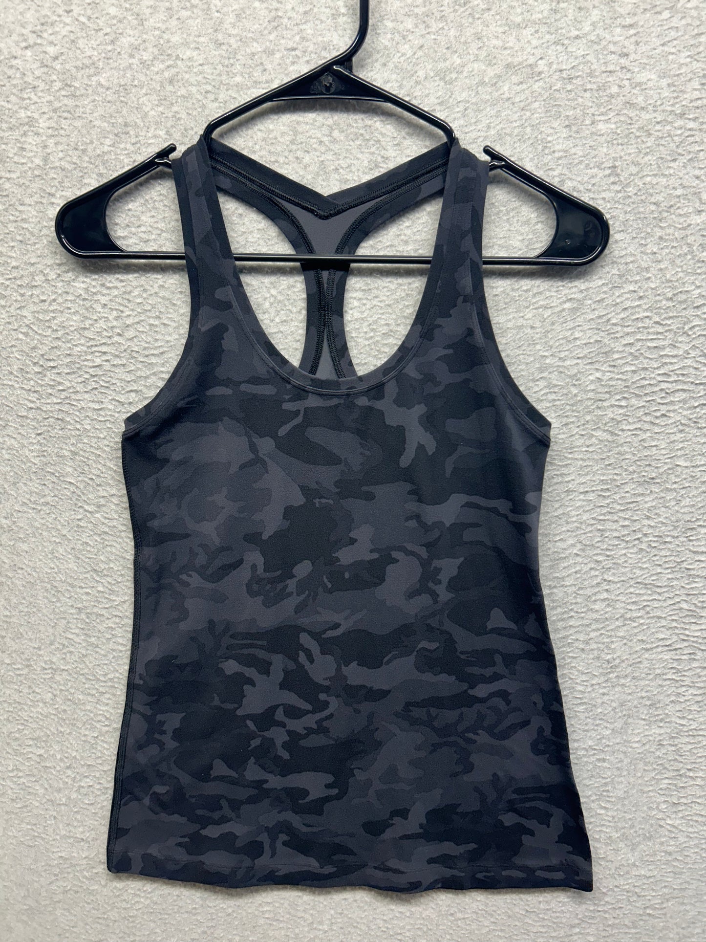 Lululemon Cool Racerback II Nulu Size 8 Heritage 365 Camo Deep Coal Multi