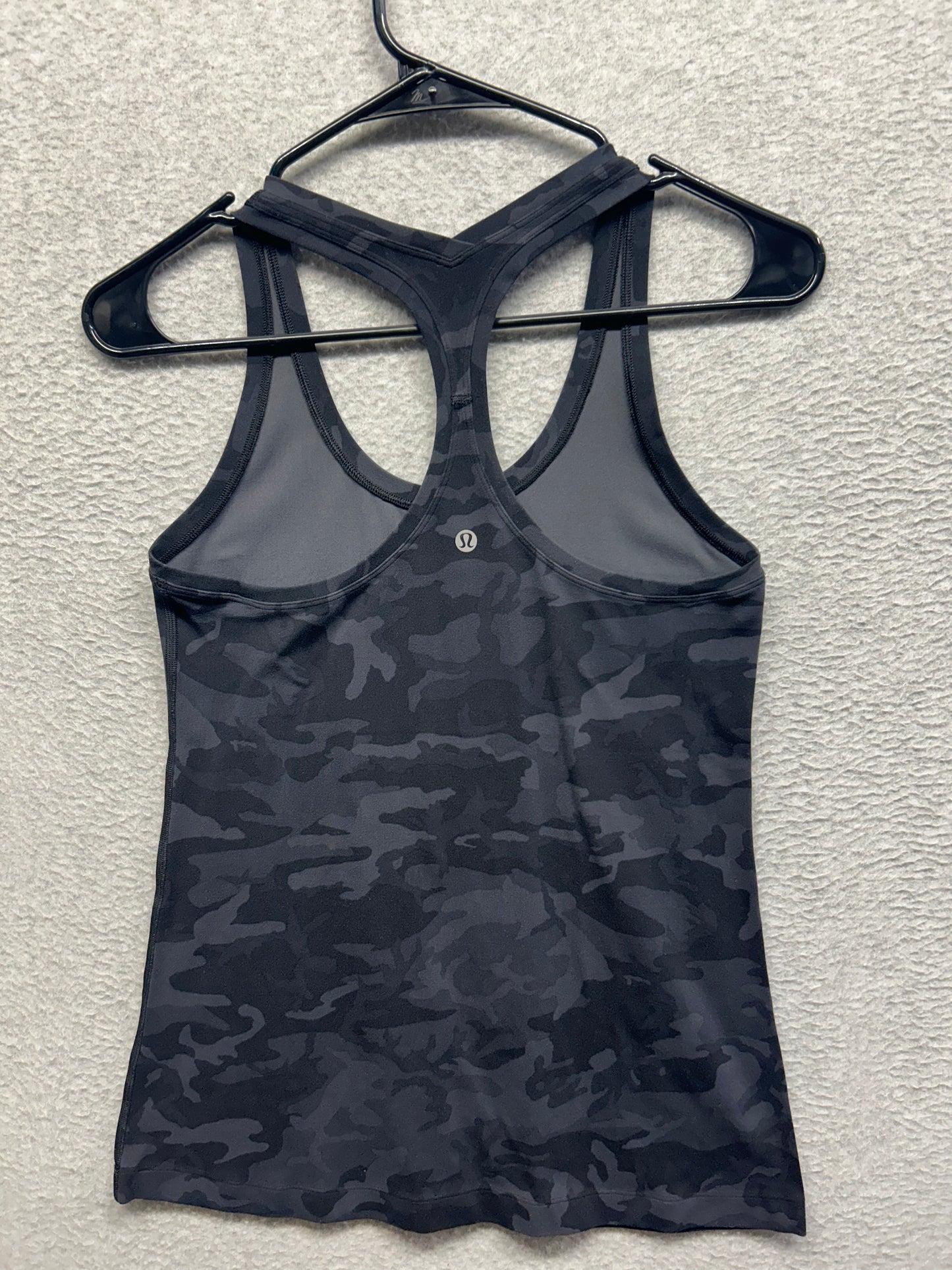 Lululemon Cool Racerback II Nulu Size 8 Heritage 365 Camo Deep Coal Multi