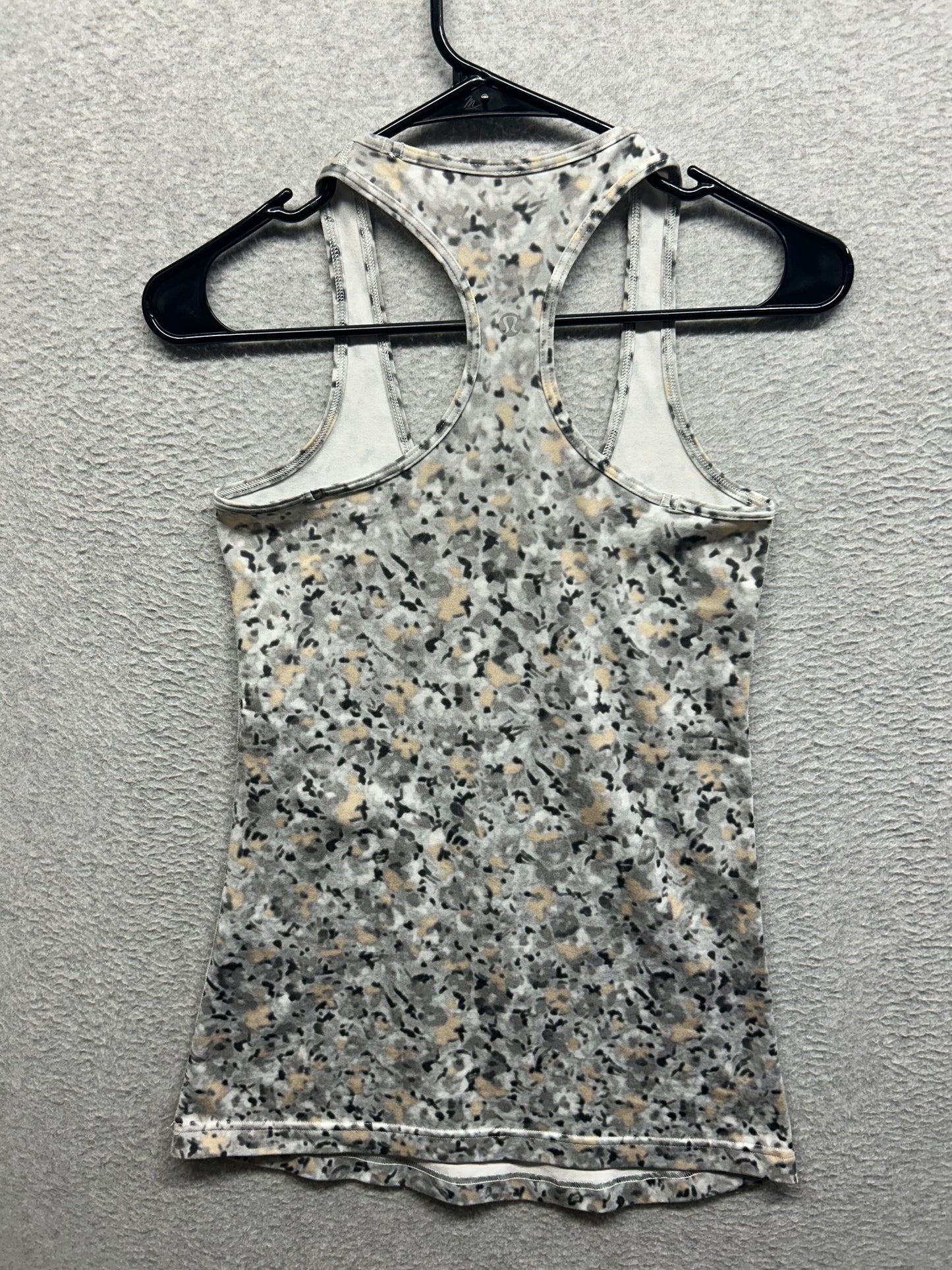 Lululemon Cool Racerback Size 8 Not So Petite Fleur Silver Spoon