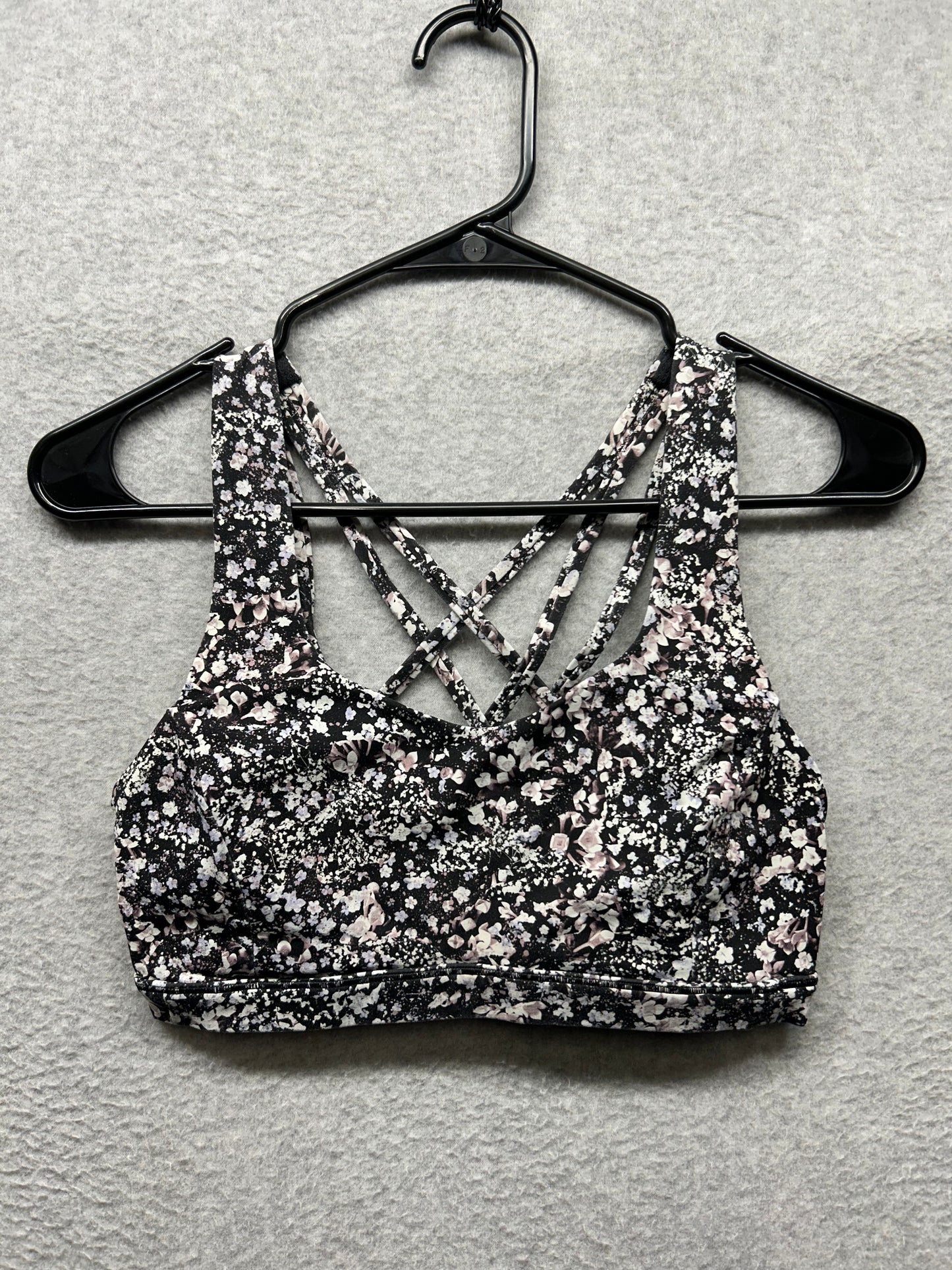 Lululemon Free To Be Serene Bra Size 6 Serigraph Starlight Black Multi