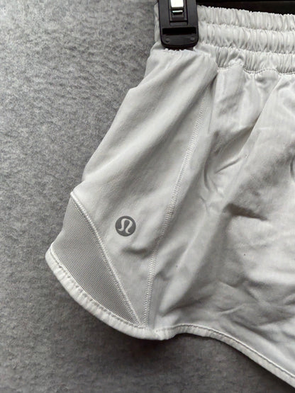 Lululemon Hotty Hot Short II *2.5" Size 4 White