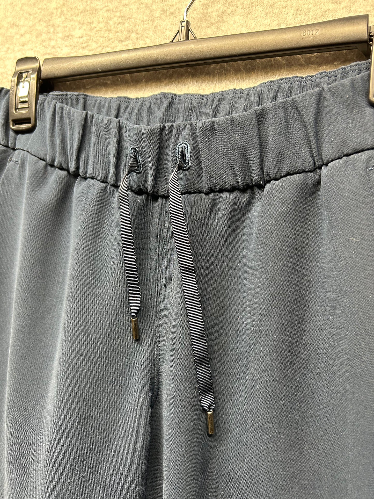 Lululemon On The Fly Jogger 27.5" Size 4 True Navy