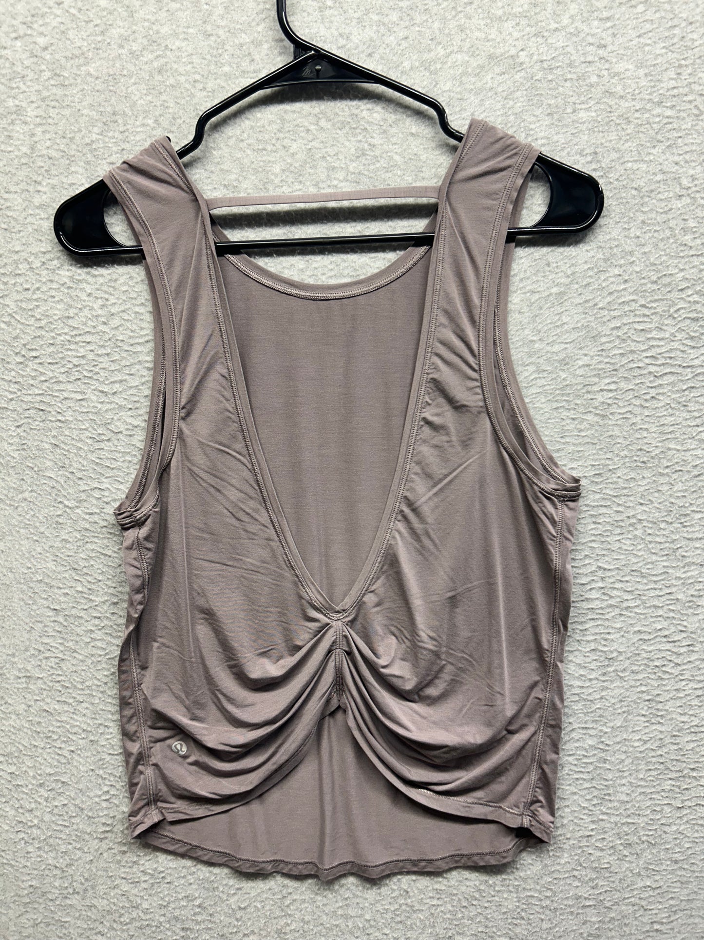 Lululemon Deep Stretch Tank Size 8/10 Half Moon