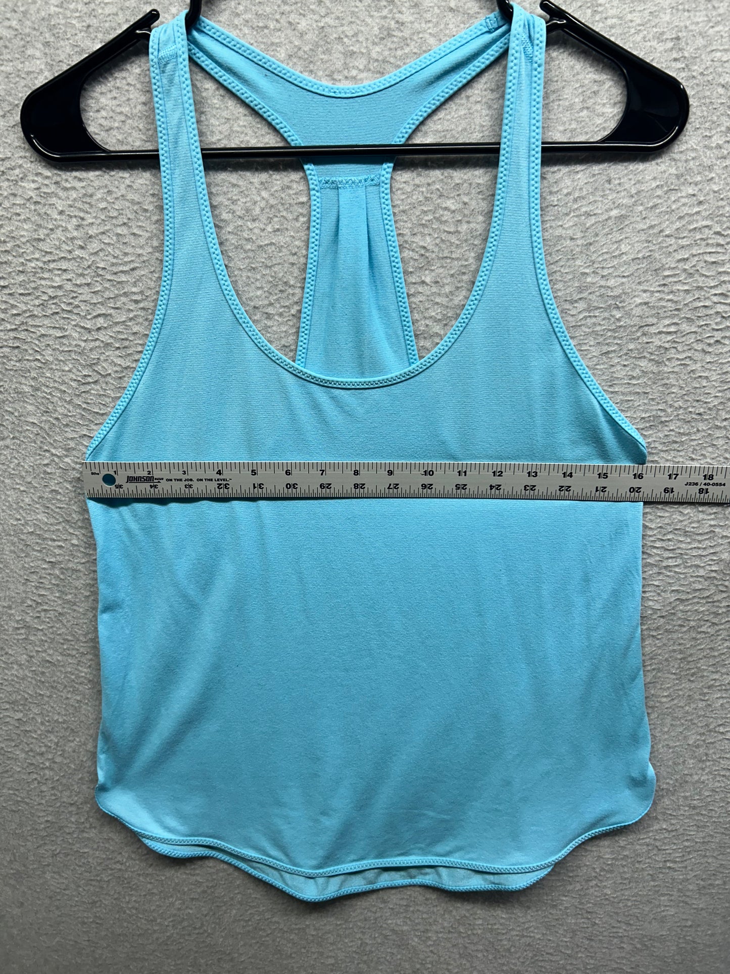 Lululemon 105 F Singlet Size 8 Angel Blue