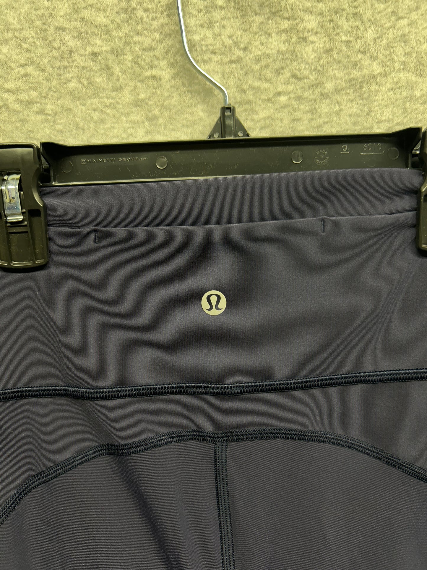 Lululemon Mix & Mesh Crop 21" Size 4 Midnight Navy