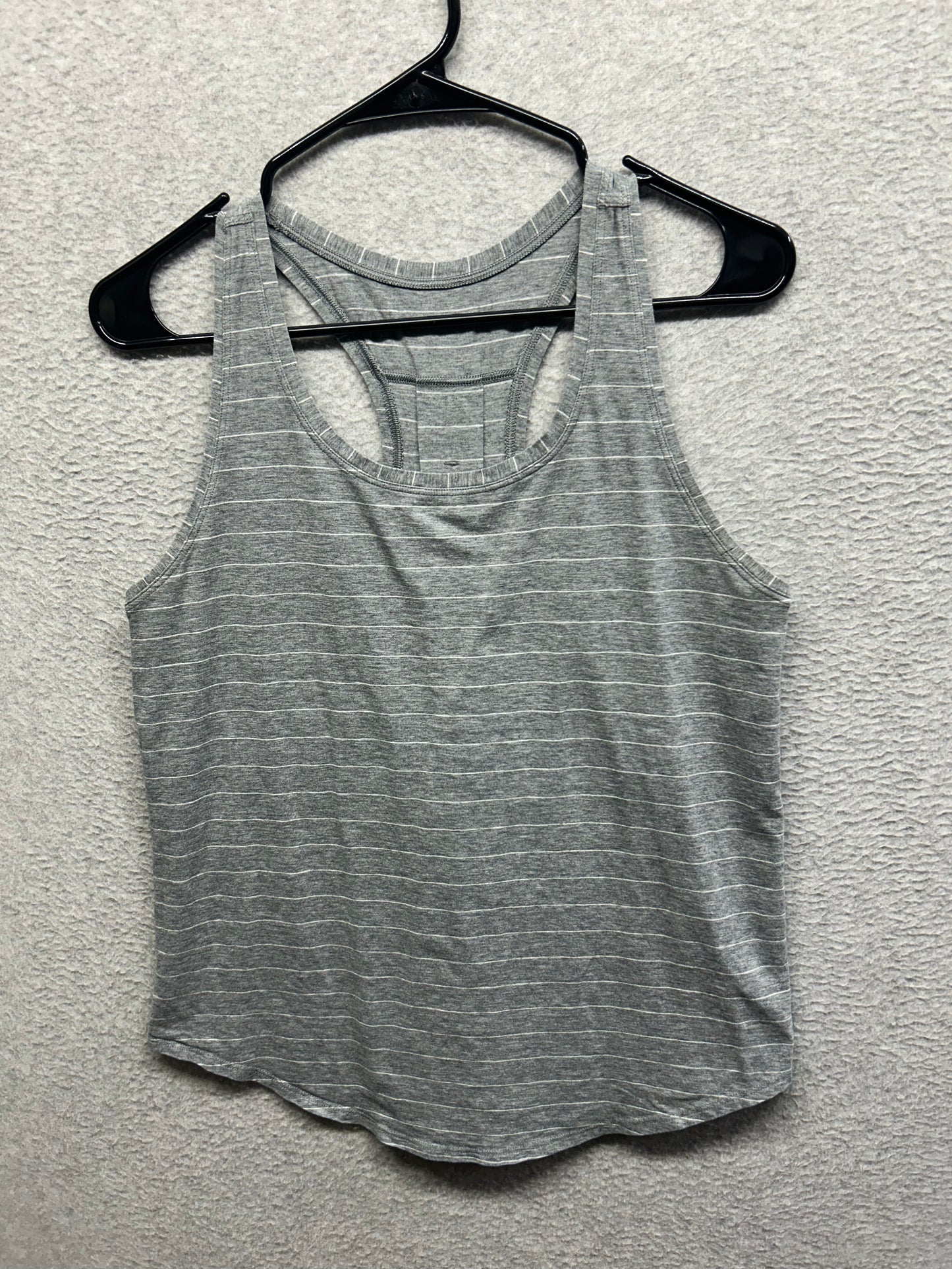 Lululemon Yogi Everyday Tank Size 10 Short Serve Stripe Heathered Medium Grey White