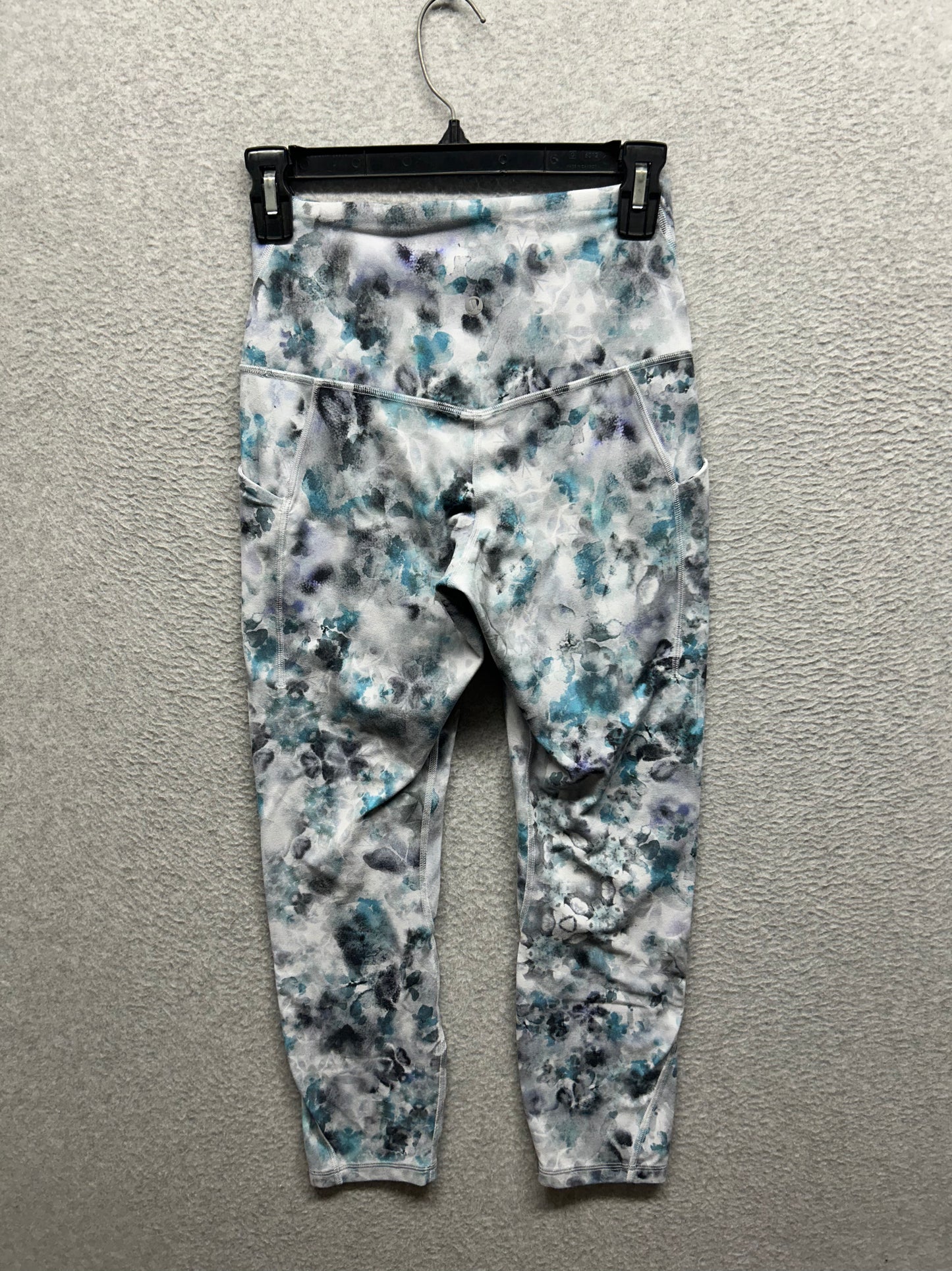 Lululemon Align High Rise Crop with Pockets 23" Size 6 Kaleidofloral Multi
