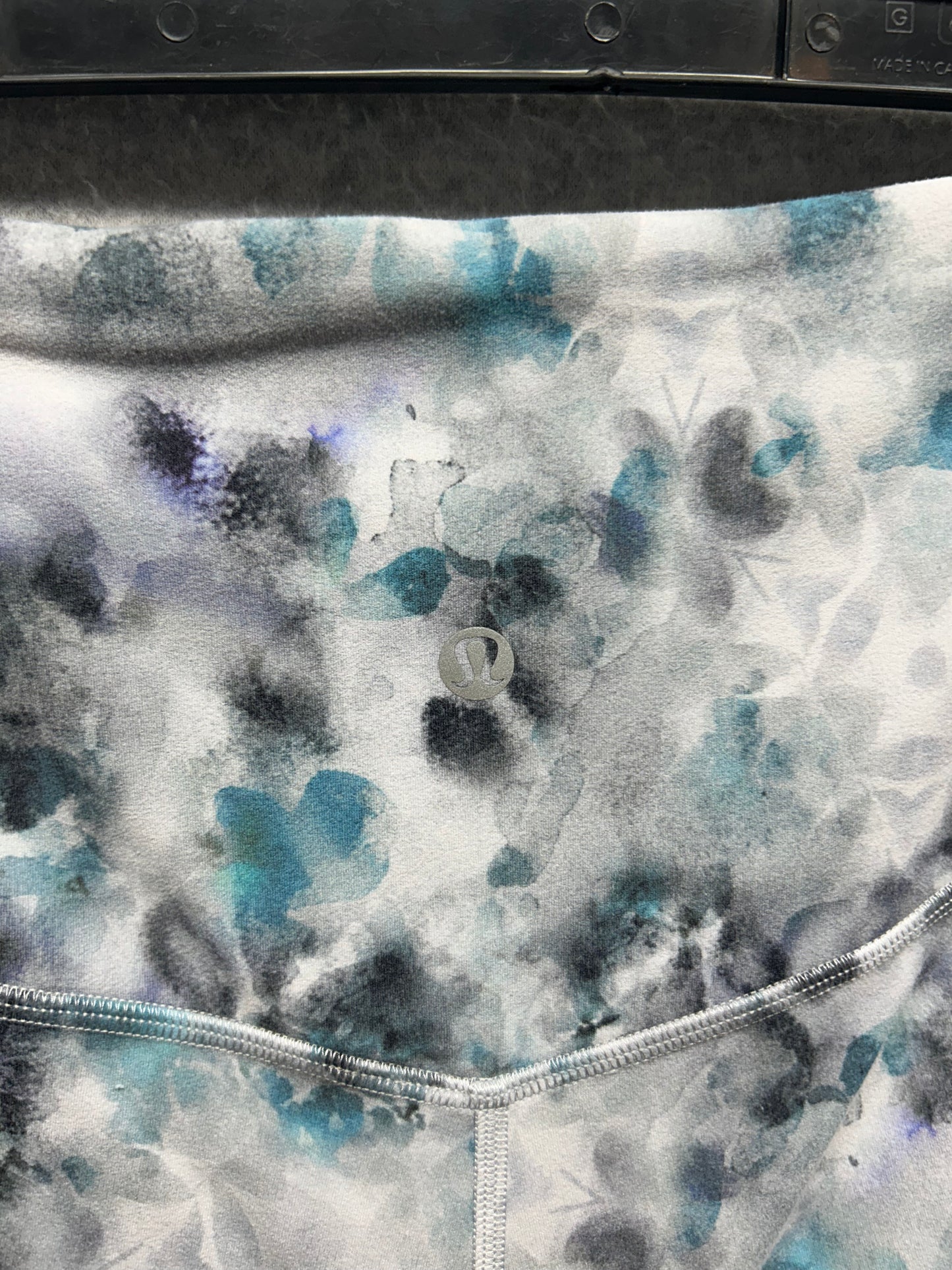 Lululemon Align High Rise Crop with Pockets 23" Size 6 Kaleidofloral Multi